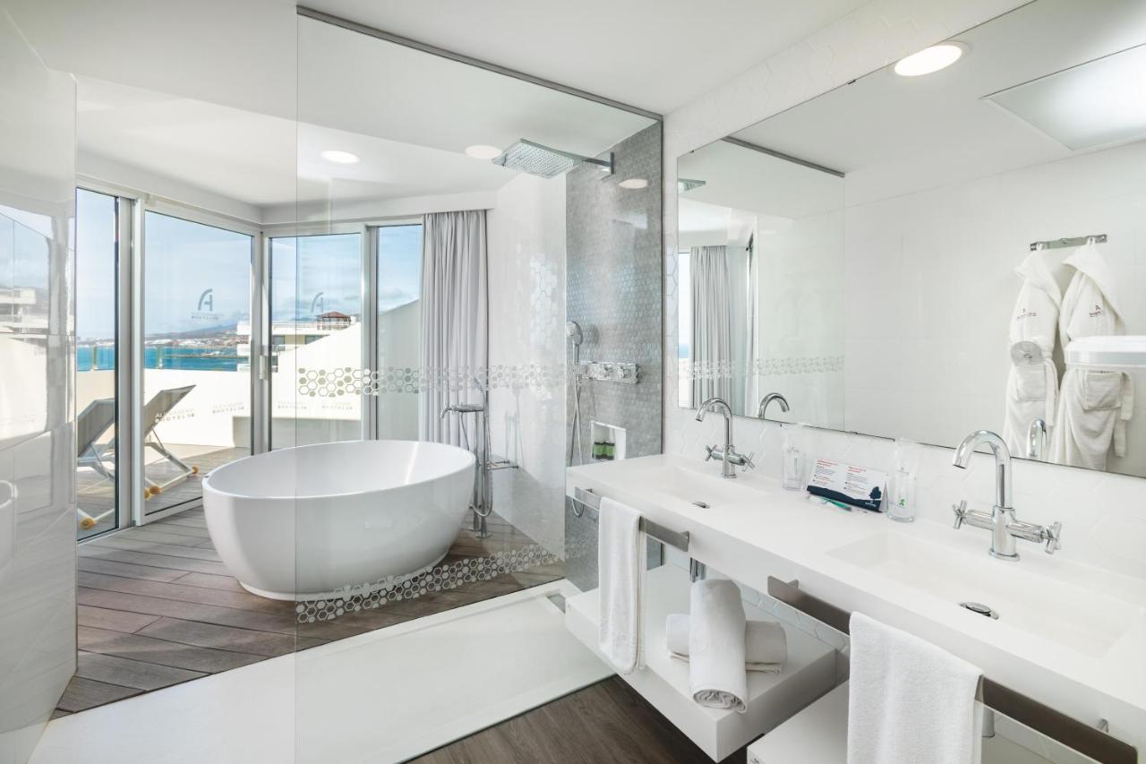 Deluxe Double or Twin Room Spa Bath